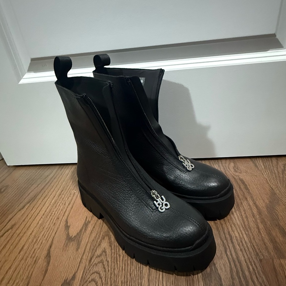 Black Leather Women's Boots